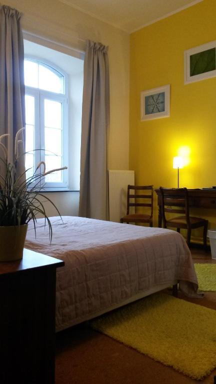 B&B Les Ecoliers Cherain Habitación foto
